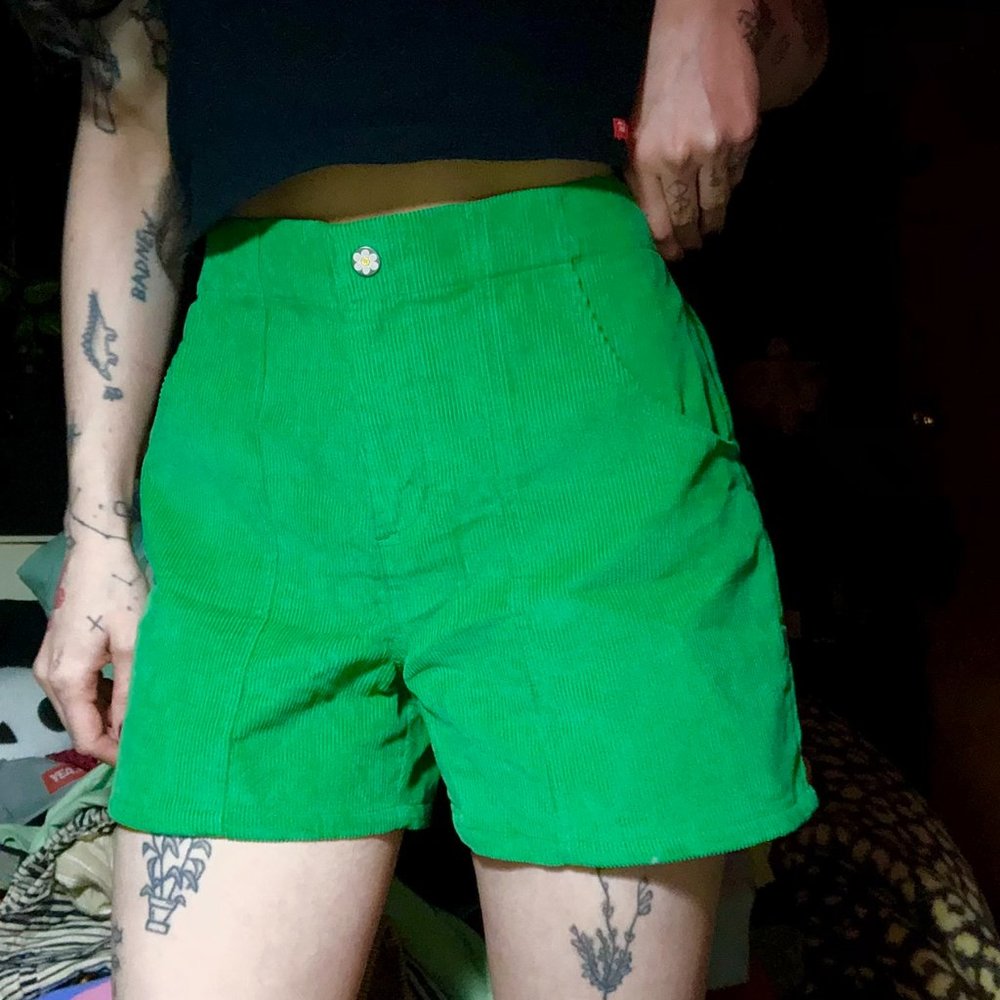 Teddy Fresh Women's Corduroy Shorts - Green - Size Medium